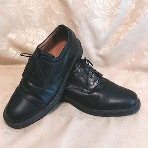 Mens leather Venturini dress shoes